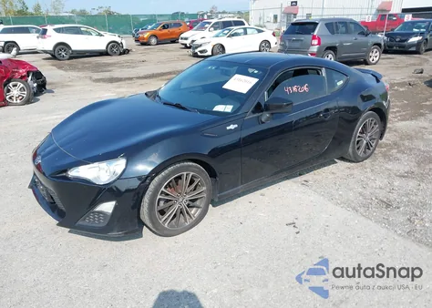 2013 Scion Fr-S z USA, uszkodzony, nr VIN JF1ZNAA1XD2727913